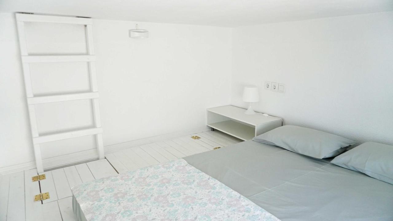 Vrasná Villa Karras מראה חיצוני תמונה