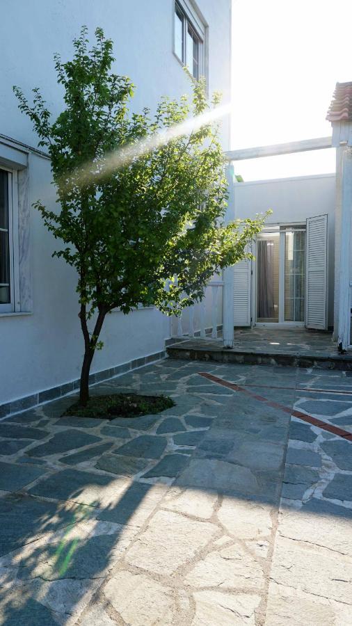 Vrasná Villa Karras מראה חיצוני תמונה