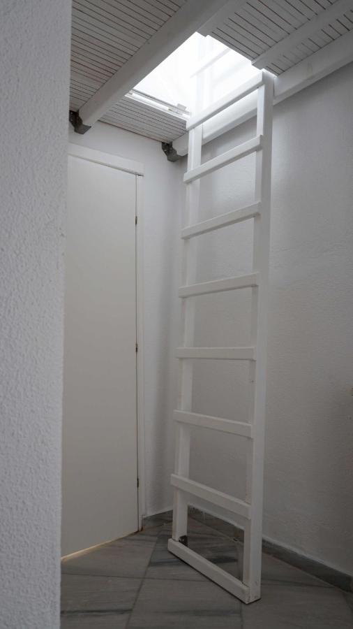 Vrasná Villa Karras מראה חיצוני תמונה